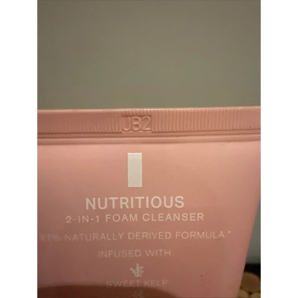 Estee Lauder Nutritious 2 in 1‎ Foam Cleanser Purify Pores Glow 4.2 oz Sealed